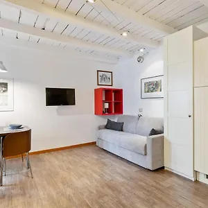 Joivy Beautiful For 2 Near Sempione Park Milano